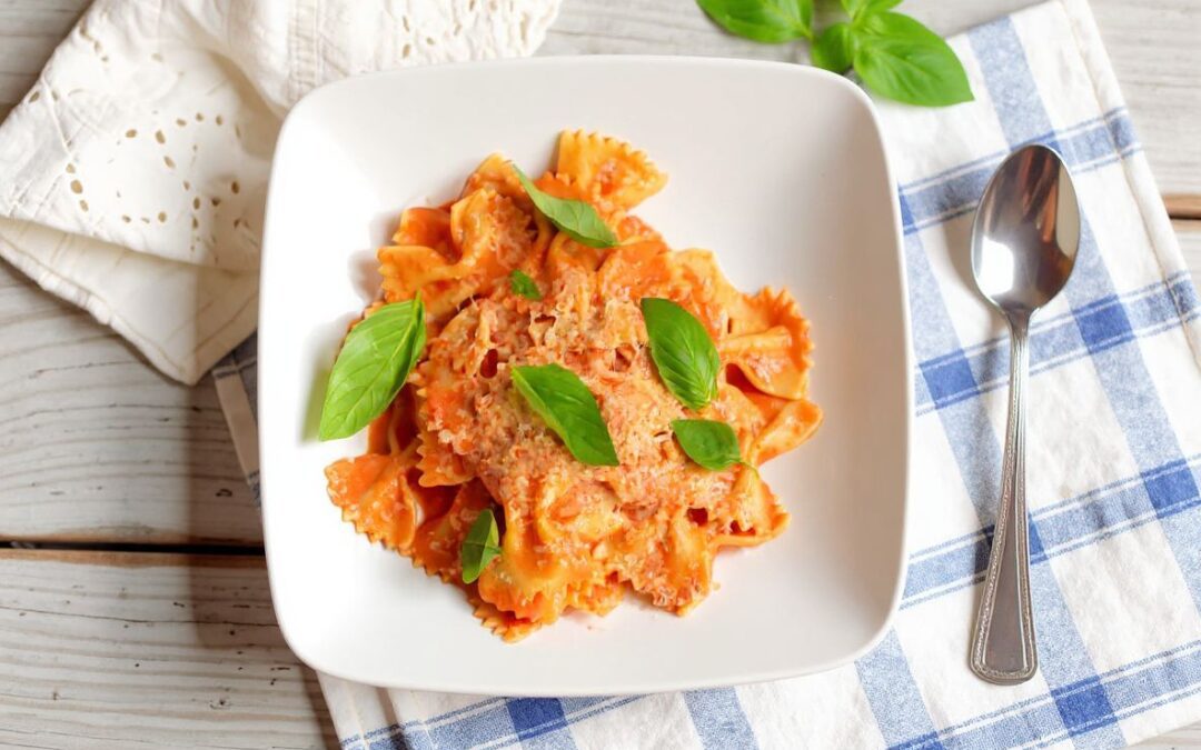 Creamy Harissa Pasta with Simple Ingredients for a Quick Meal